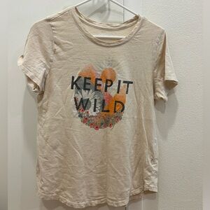 Old Navy Graphic Tee Size M